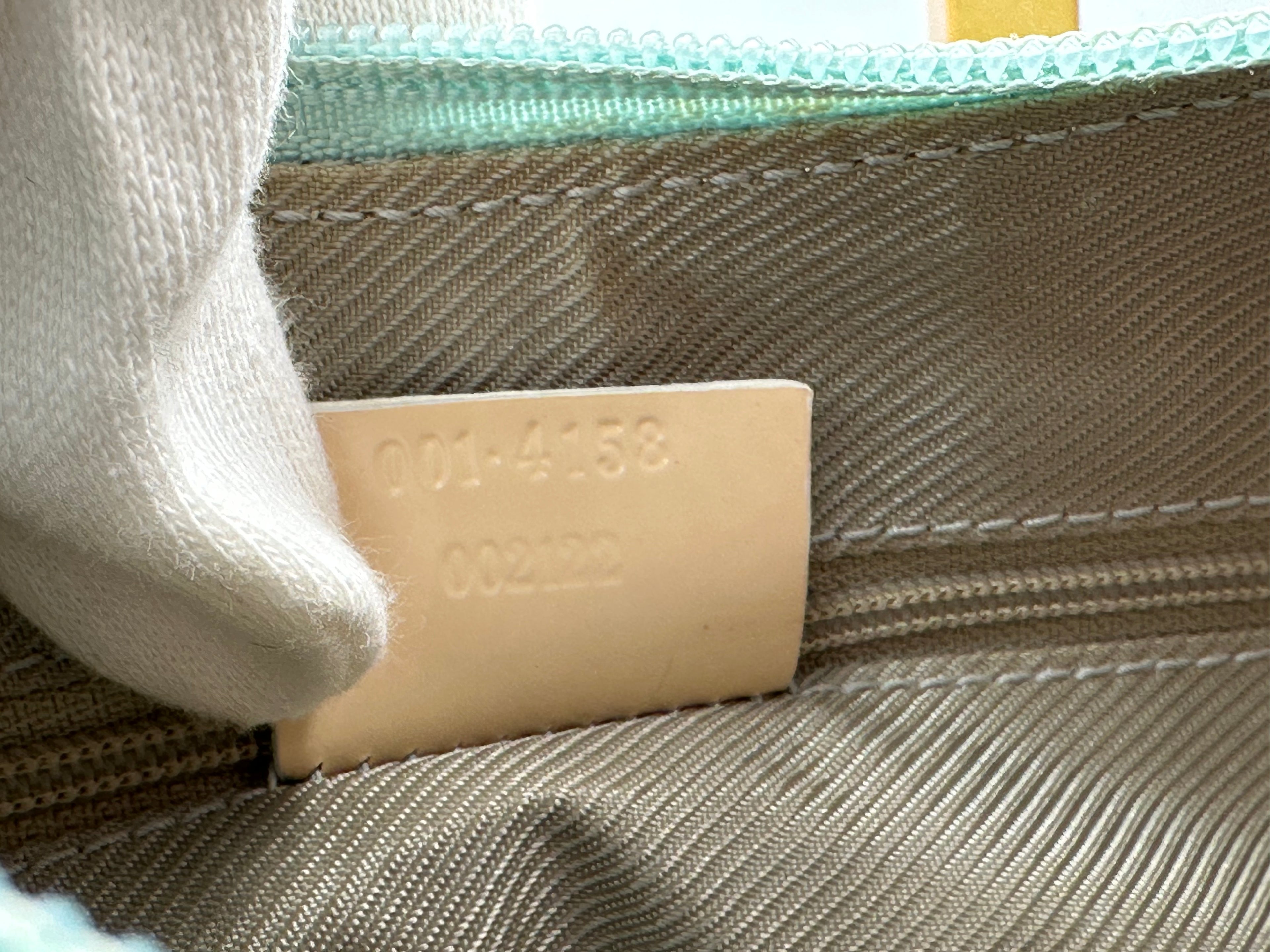 Gucci GG canvas and patent leather hobo shoulder bag