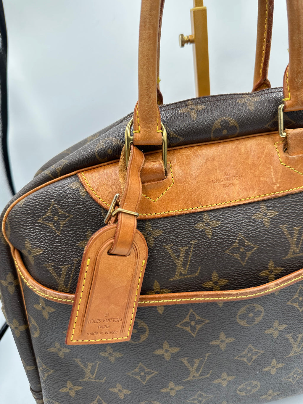 Vintage 90s Louis Vuitton Deauville monogram leather bag