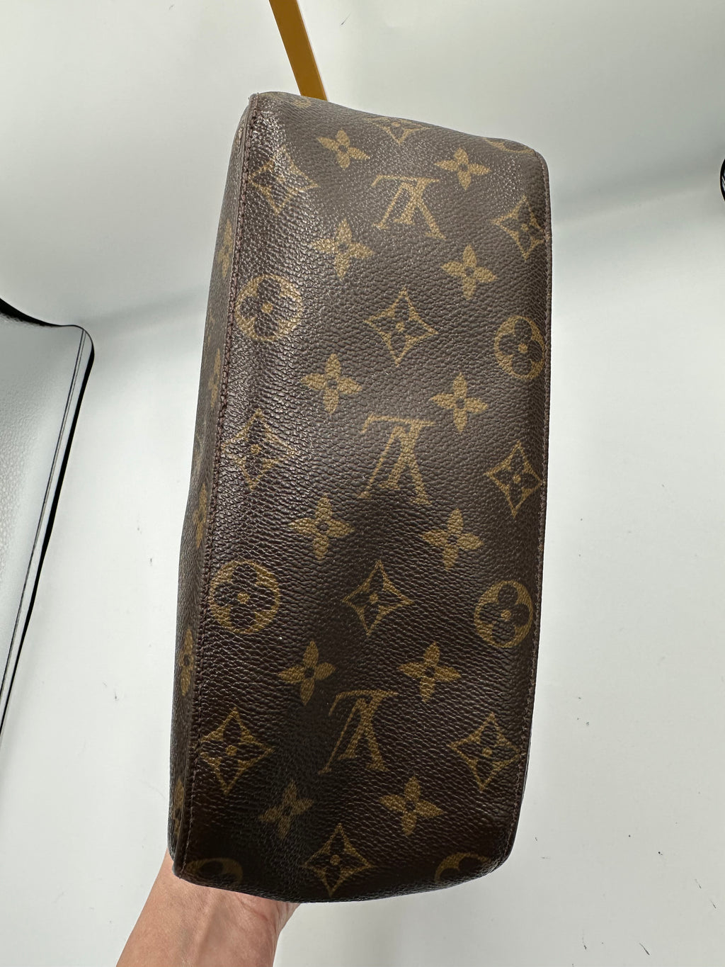 Louis Vuitton 1999 leather Monogram Looping Bag