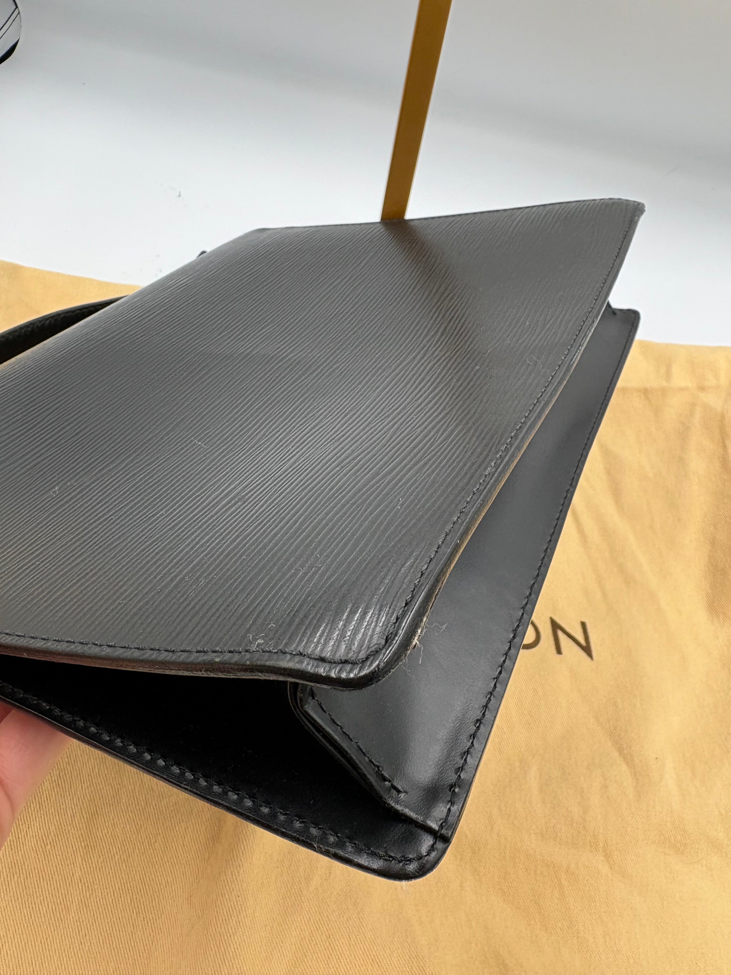 Louis Vuitton Epi Monceau satchel in black leather