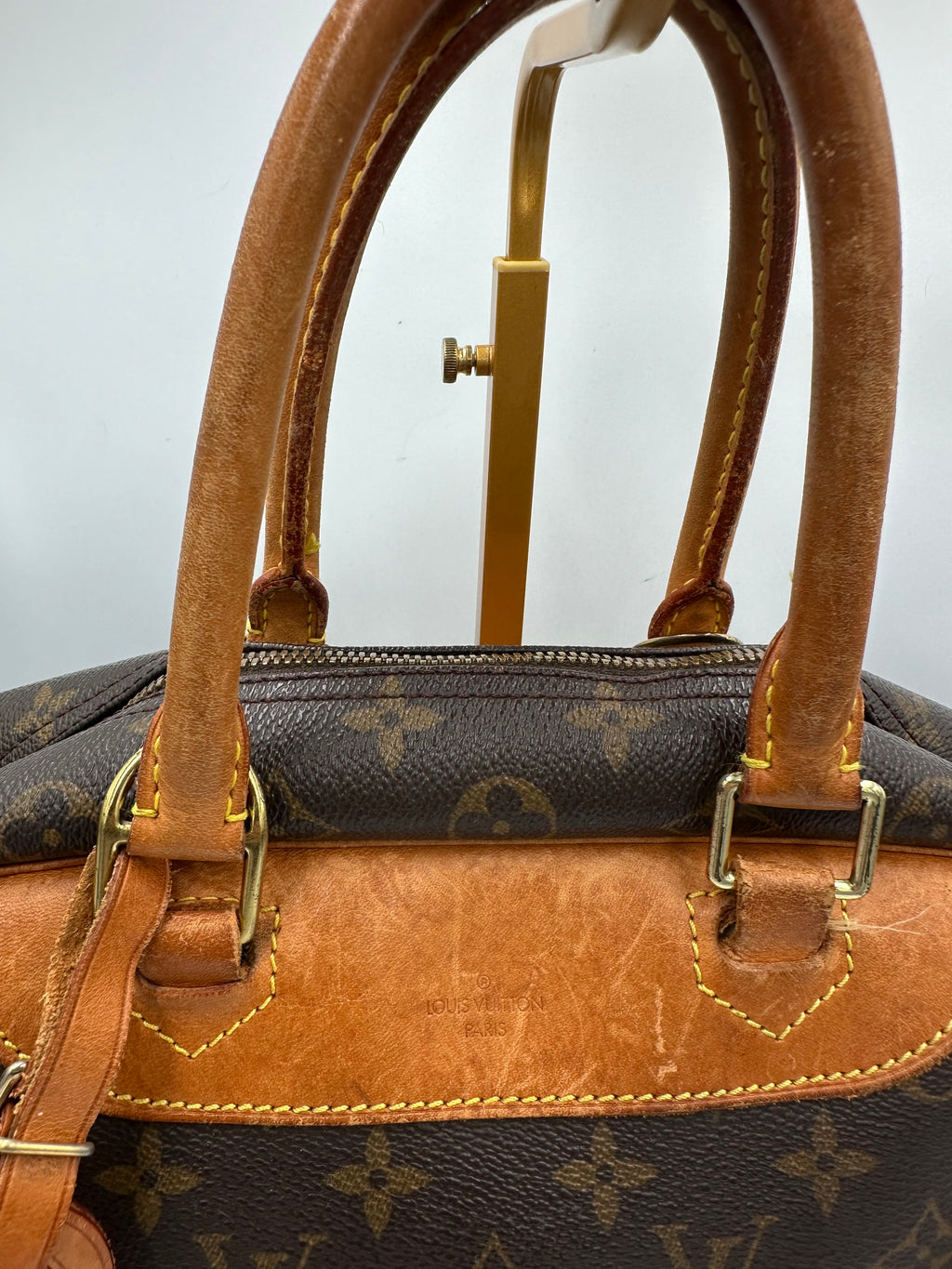Vintage 90s Louis Vuitton Deauville monogram leather bag