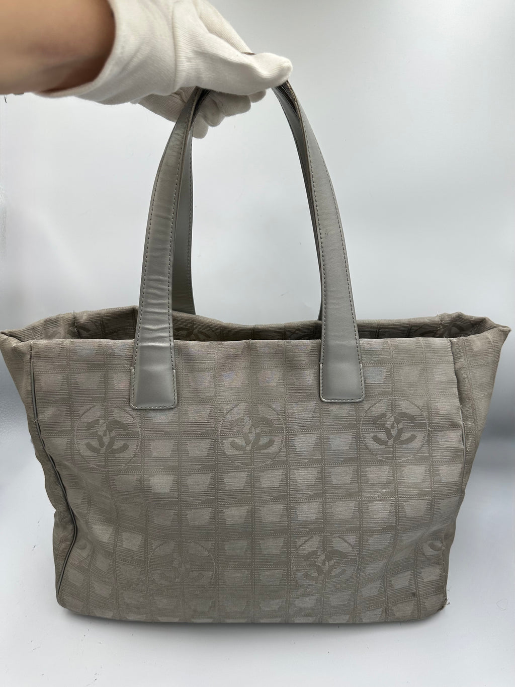 Chanel 2004 Travel Line Silver CC monogram tote bag