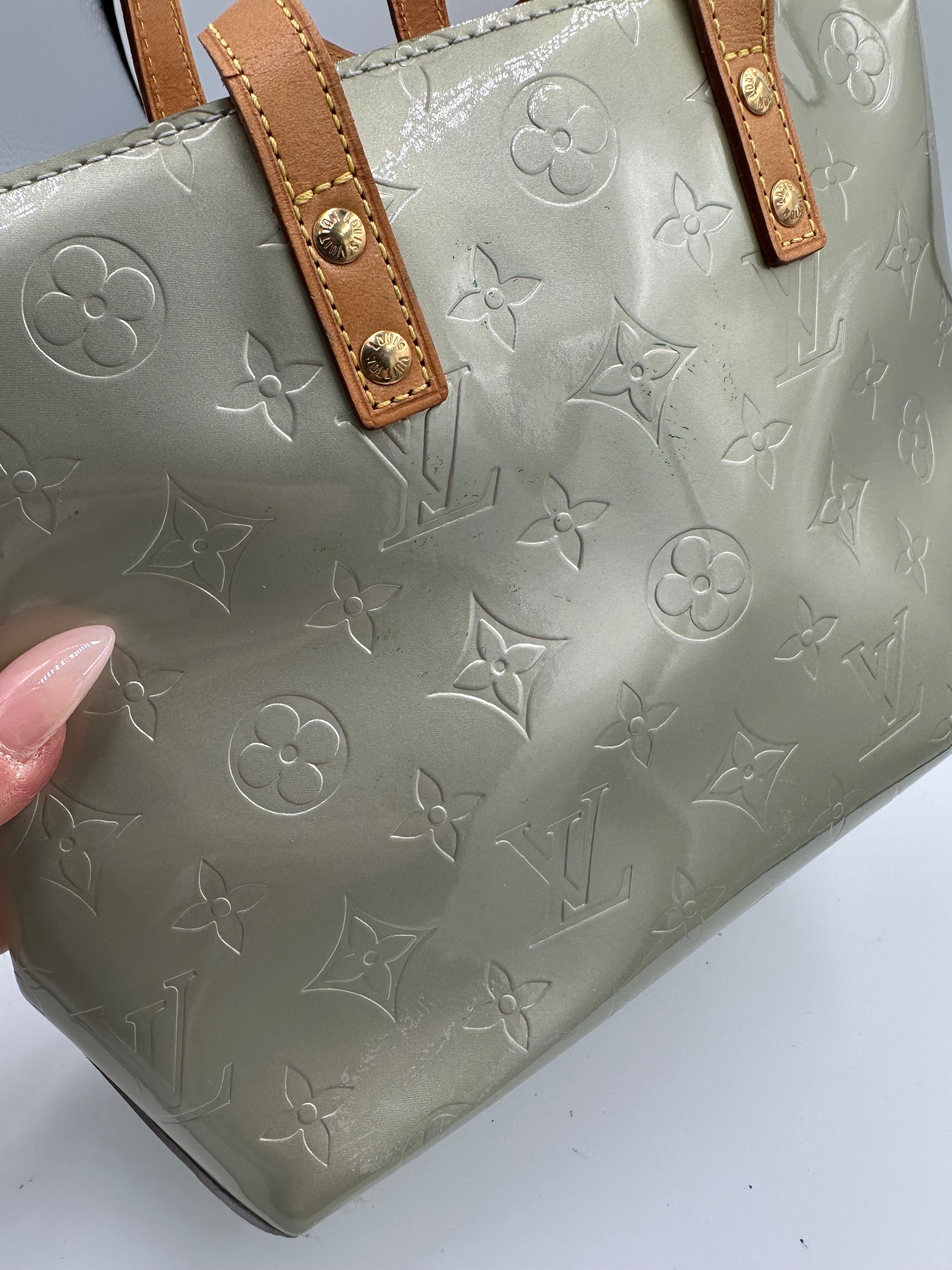 Louis Vuitton monogram Vernis Reade handbag in Lavande colour
