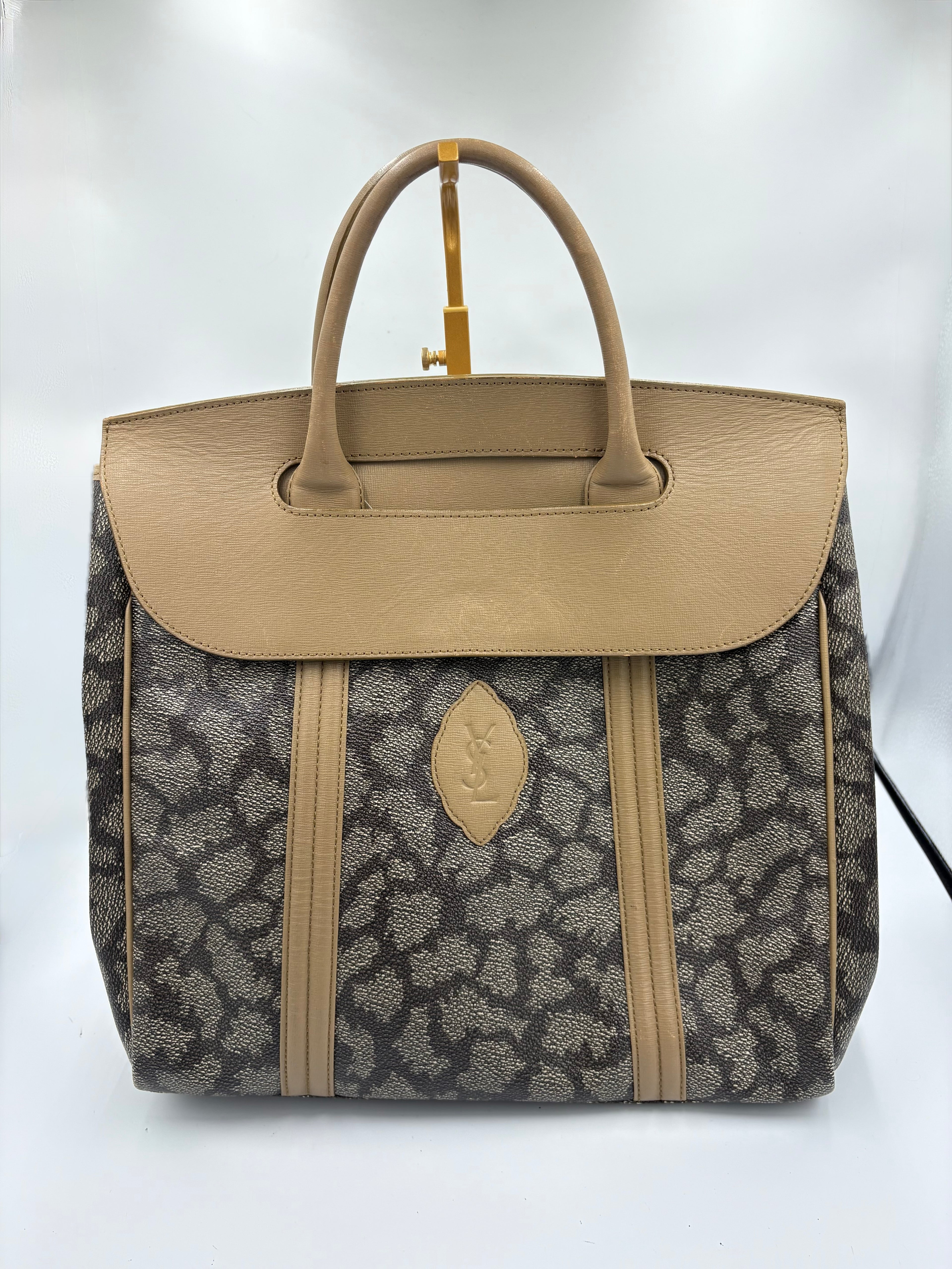 Rare Yves Saint Laurent Borse vintage giraffe print monogram leather bag