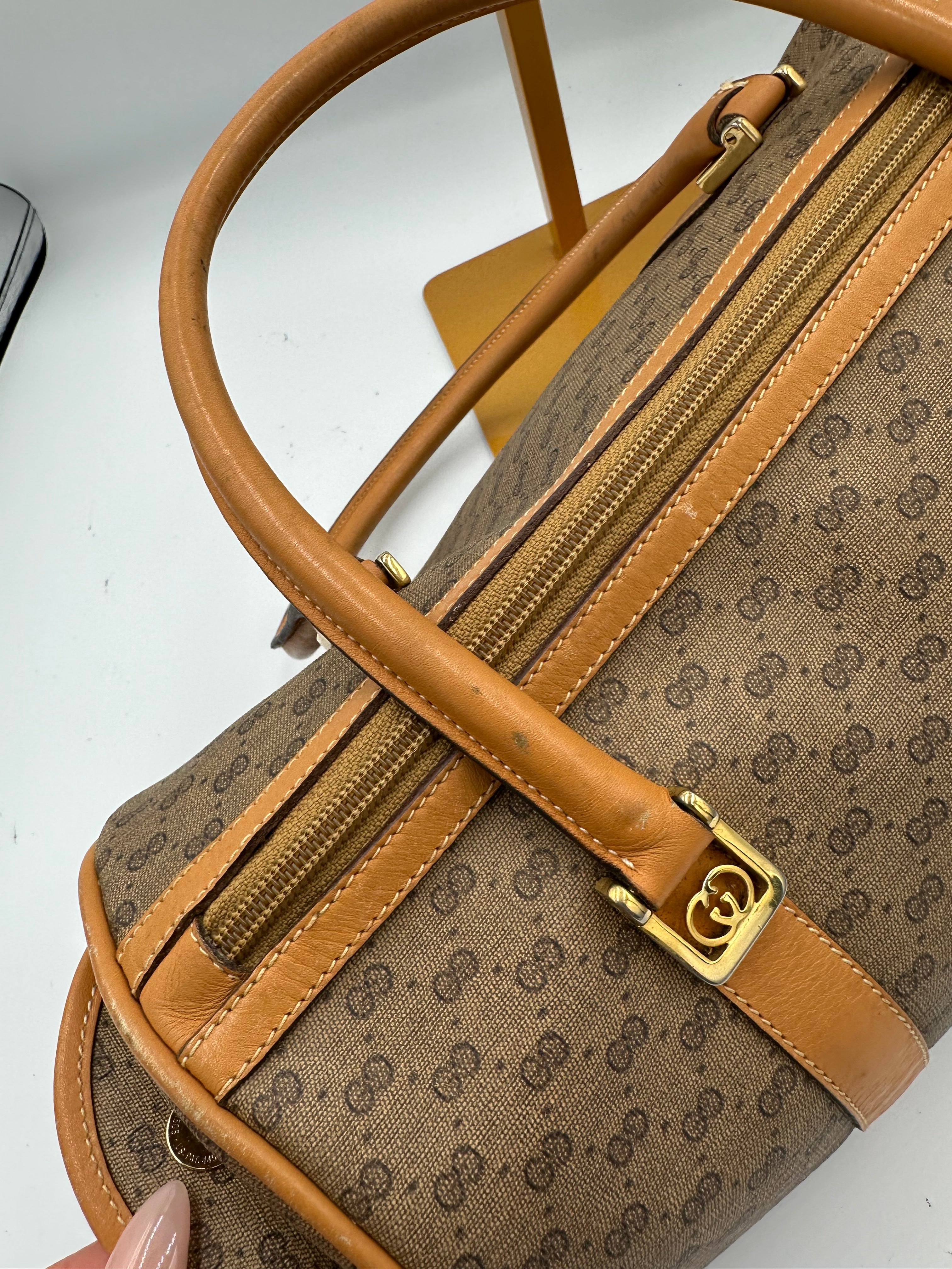 Vintage Gucci Micro GG Supreme boston handbag