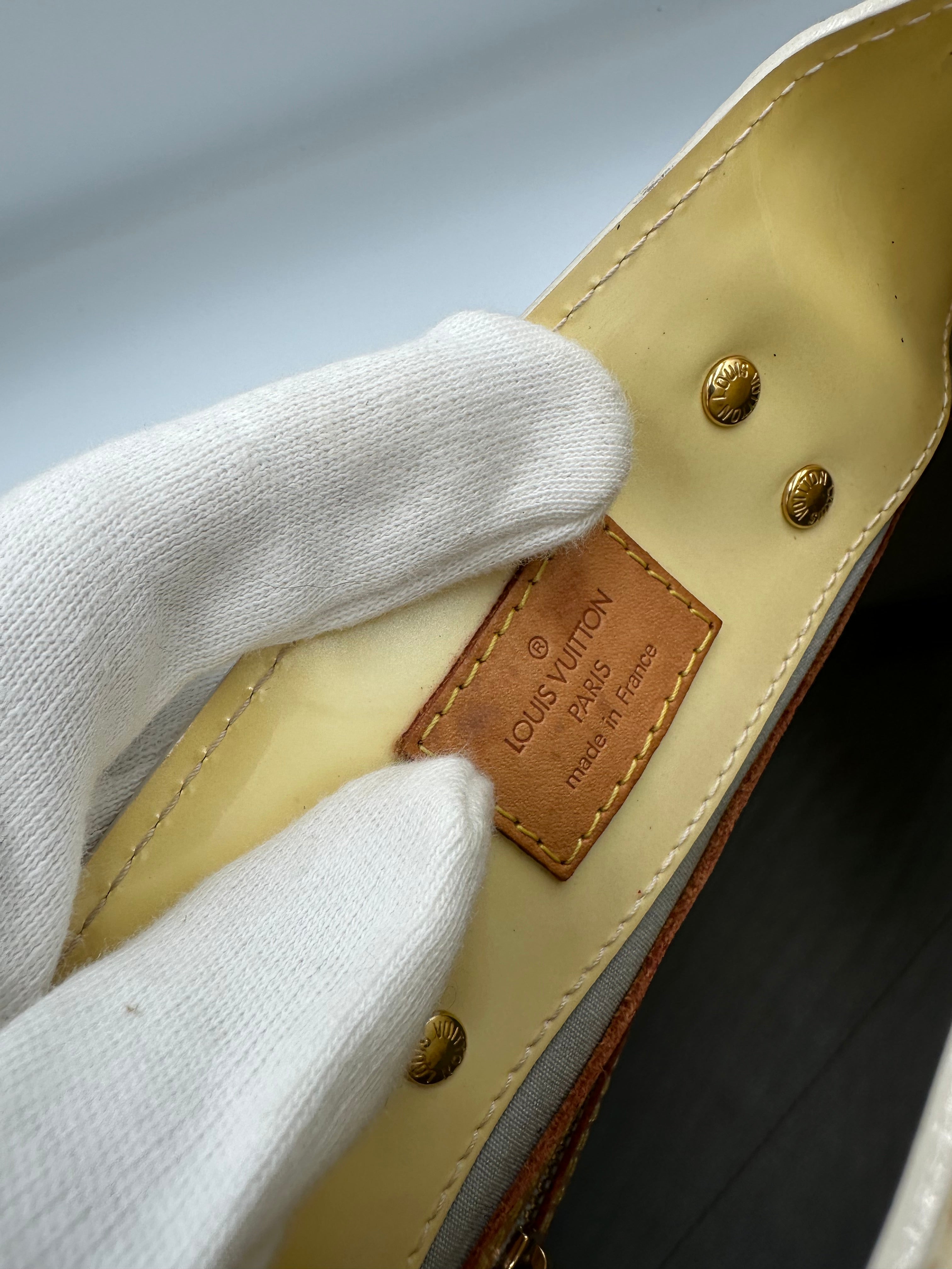 Louis Vuitton Reade PM monogram vernis bag