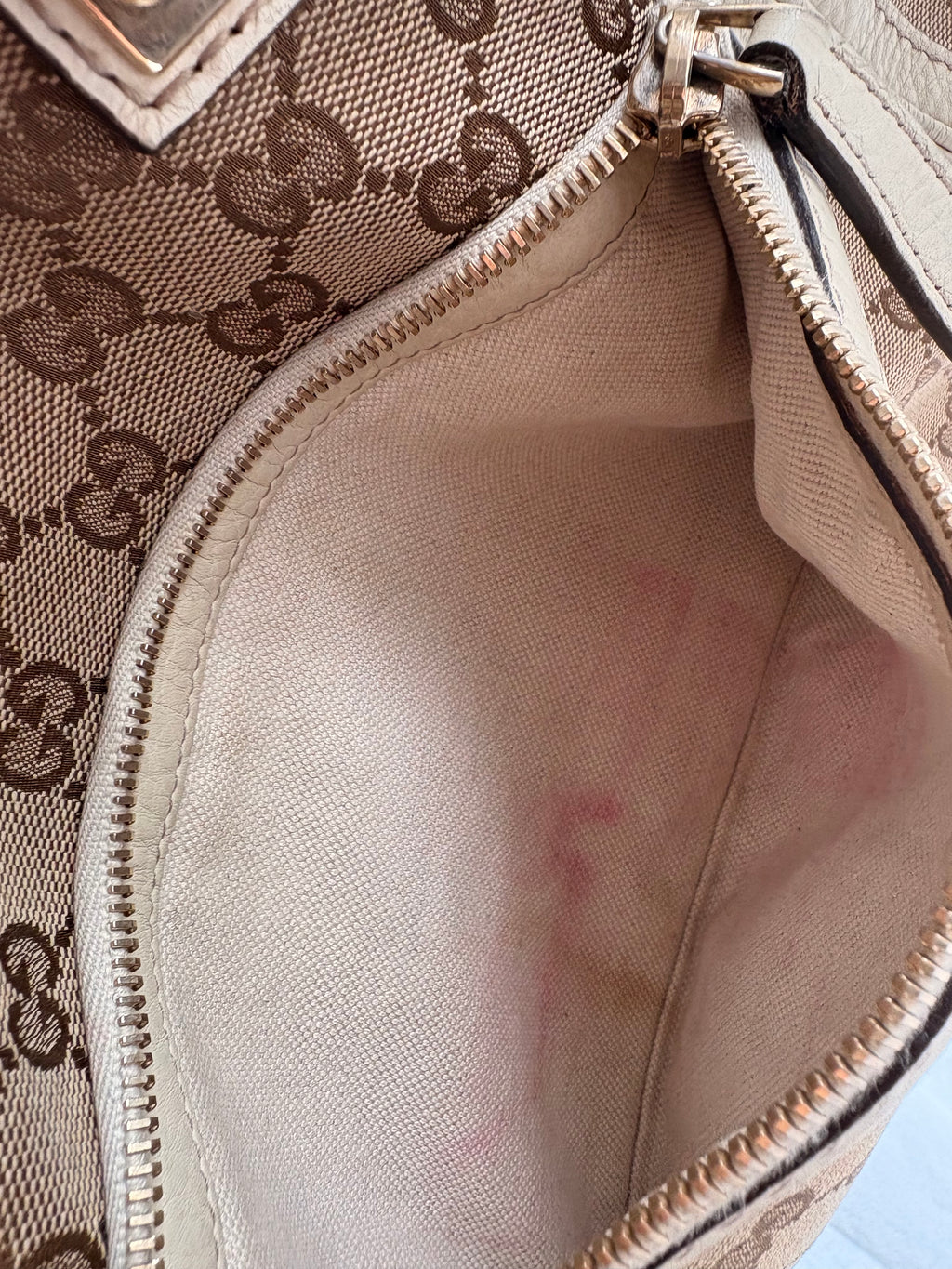 Rare Gucci Small GG Canvas Bella Satchel in beige and cream