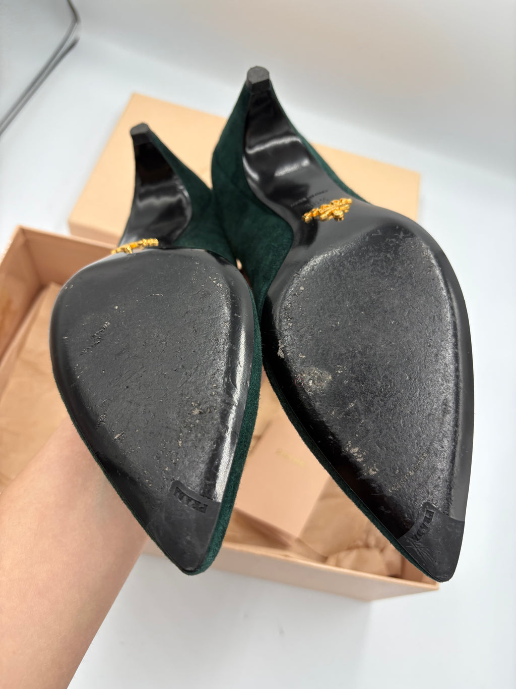 Authentic Prada emerald forest green suede kitten heel pointy toe heels