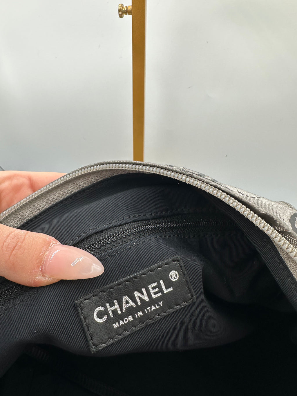 Chanel Unlimited Rue Cambon silver shoulder bag