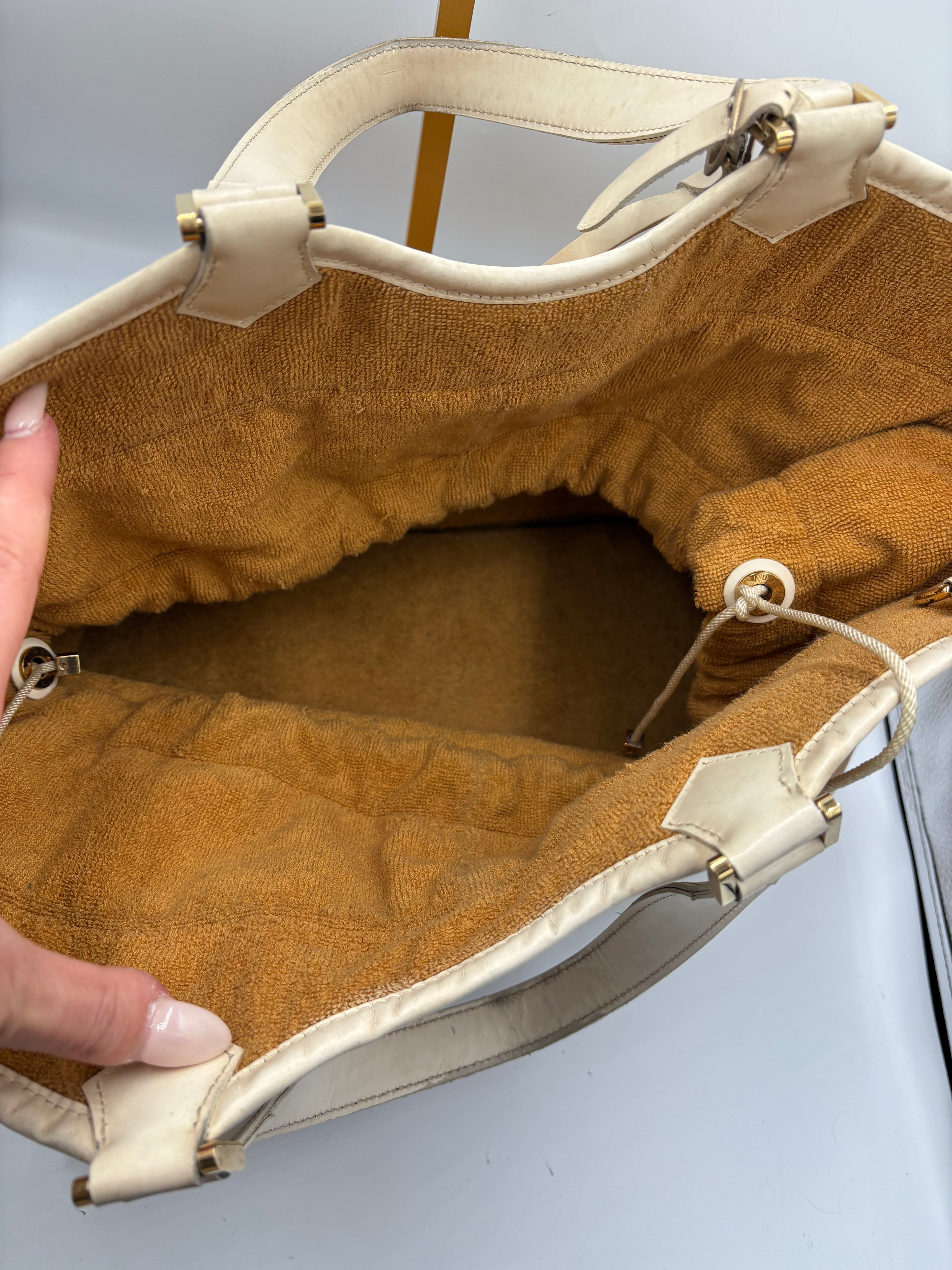 Louis Vuitton Epi Plage Lagoon Bay Tote Bag in beige