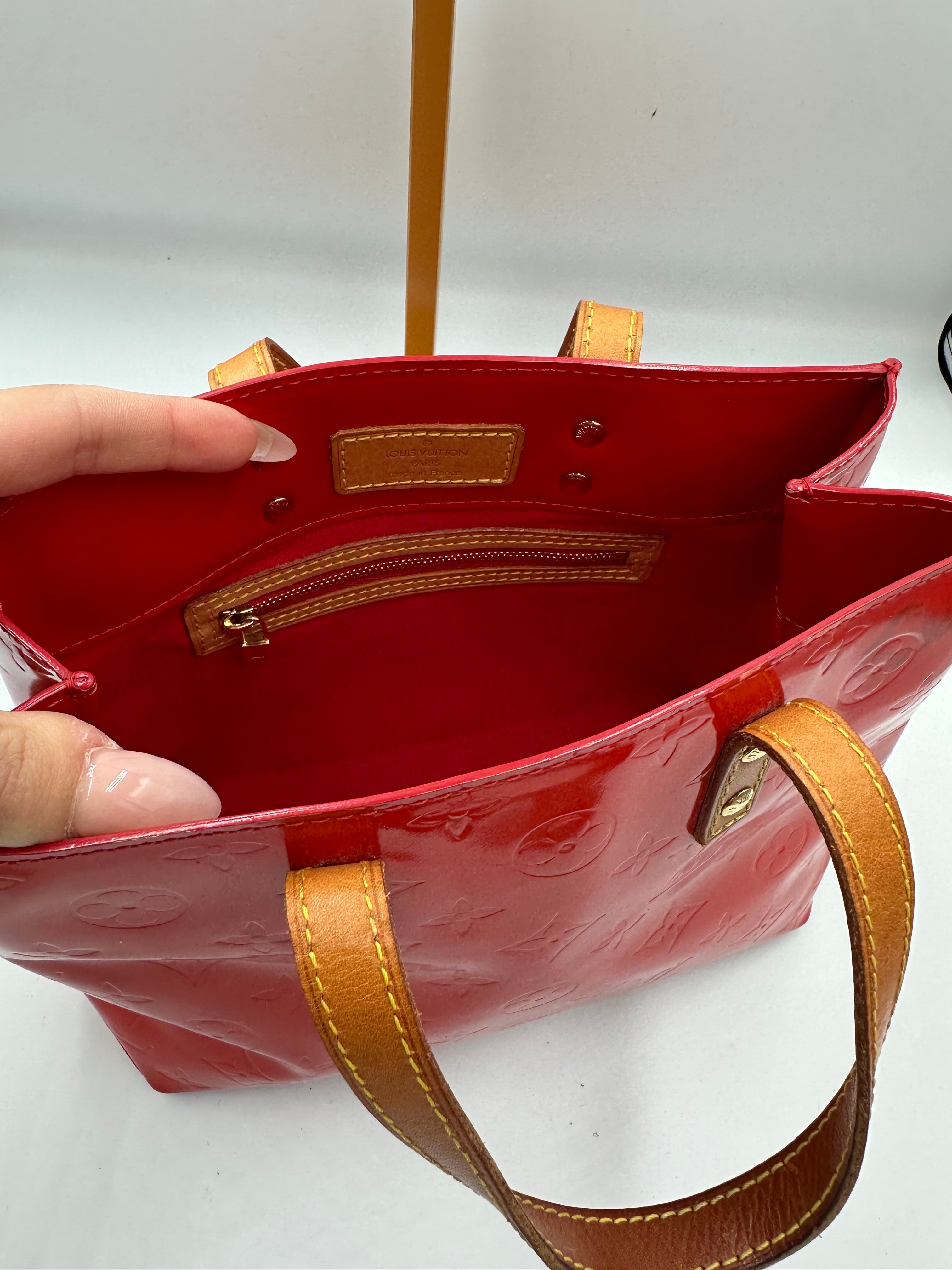 Louis Vuitton Monogram Vernis Reade PM bag in Red Rouge
