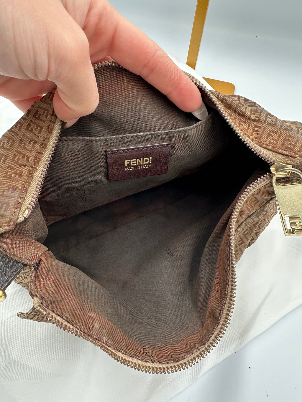 Super rare Fendi Zucchino tobacco crossbody