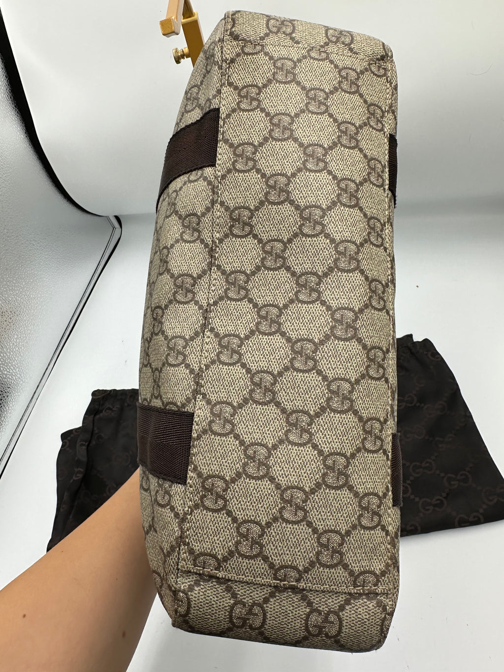 Gucci GG supreme leather bag